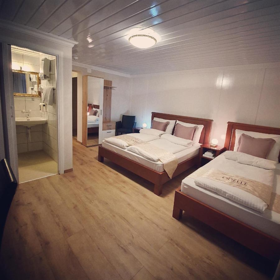 Esos Hotel Quelle บัดรากัซ ภายนอก รูปภาพ