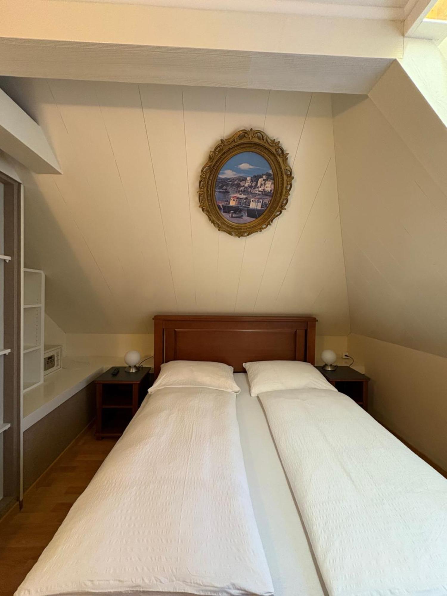 Esos Hotel Quelle บัดรากัซ ภายนอก รูปภาพ