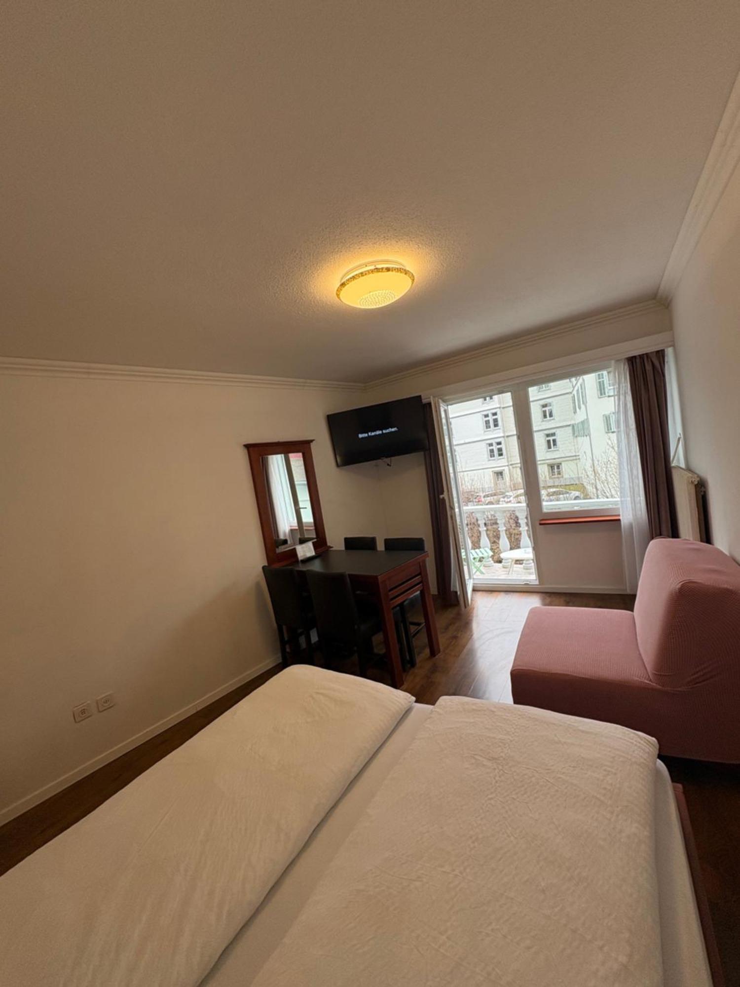 Esos Hotel Quelle บัดรากัซ ภายนอก รูปภาพ