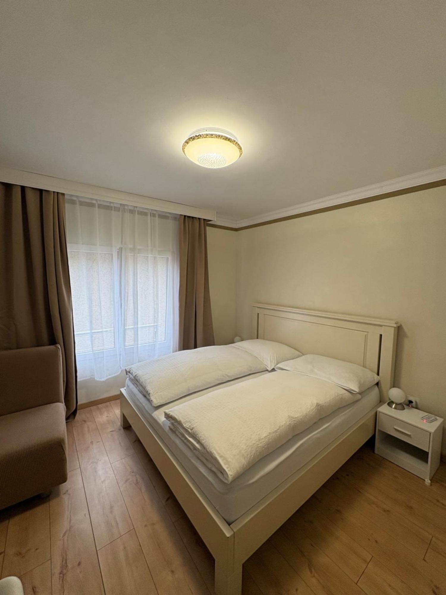 Esos Hotel Quelle บัดรากัซ ภายนอก รูปภาพ