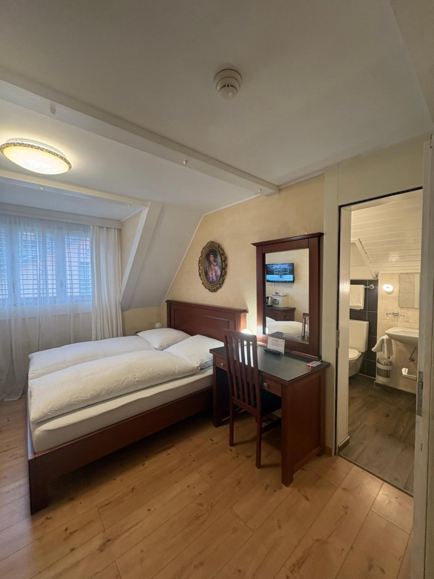 Esos Hotel Quelle บัดรากัซ ภายนอก รูปภาพ